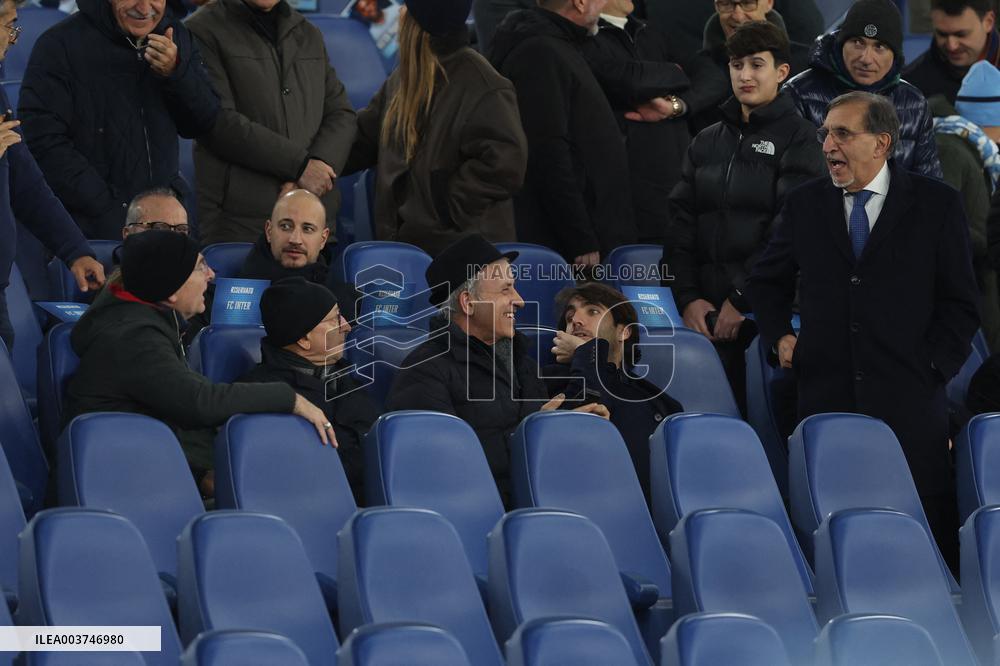 Vip on the stand  ip on the stand Anna falchi and Boyfriend, Ignazio La Russa with son, Paolo Bonolis with son David  in Serie A