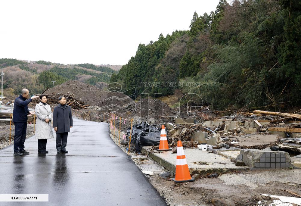 Japan emperor, empress visit Noto