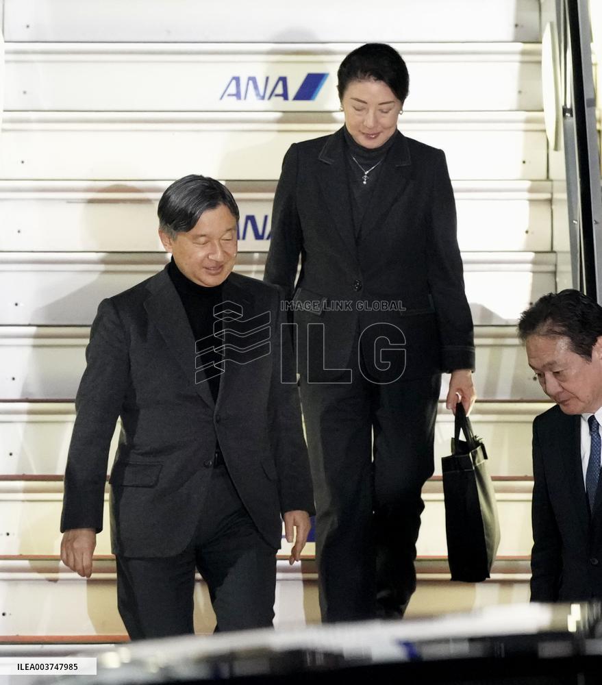 Japan emperor, empress return from Noto