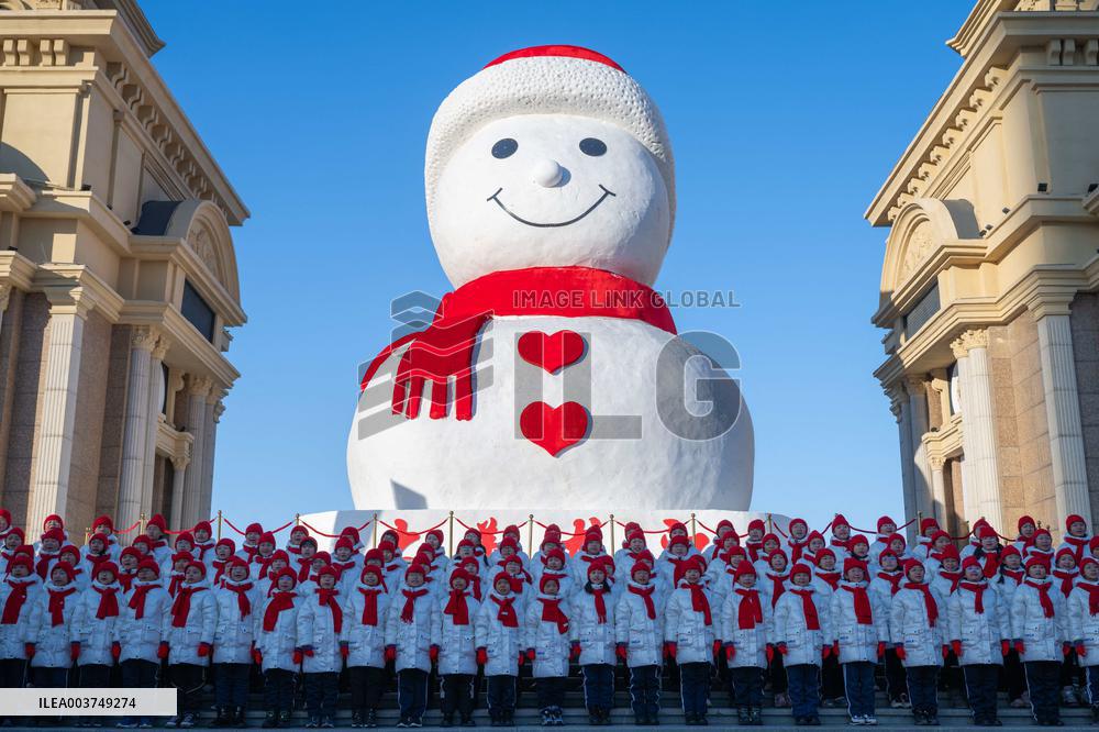 Giant Snowman - China