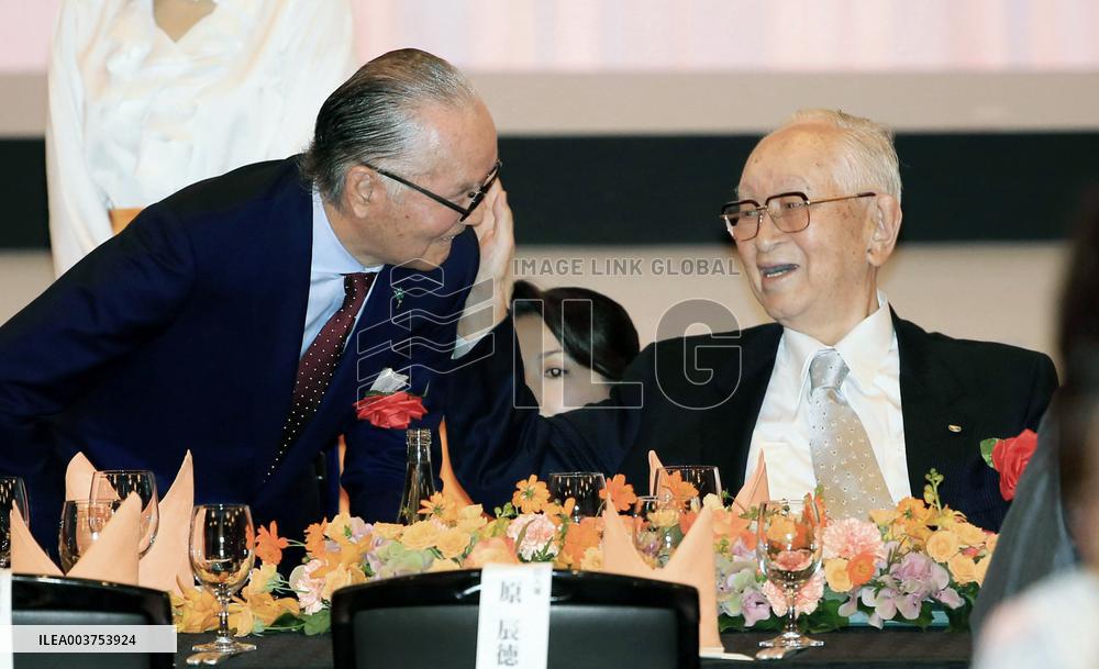 Japanese media titan Tsuneo Watanabe dies