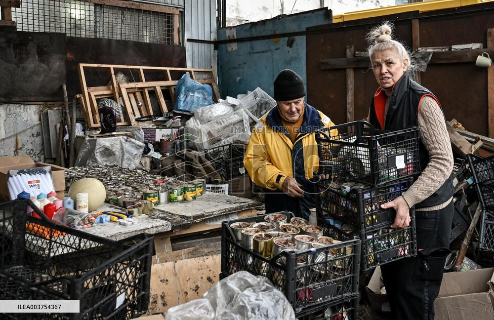 Volunteers make trench candles for soldiers in Zaporizhzhia