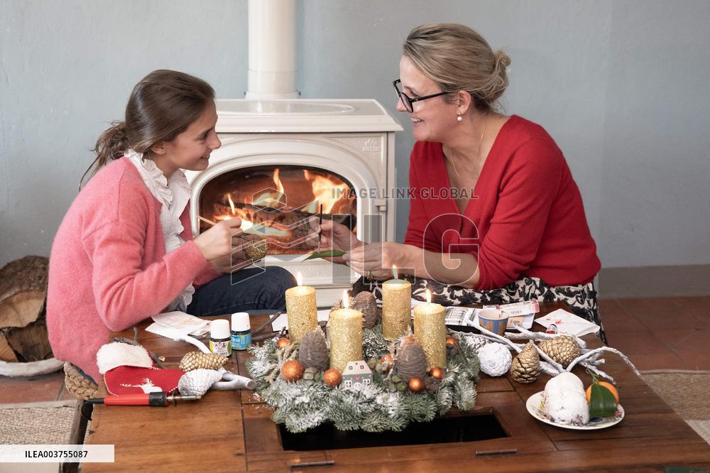 Orleans Family Christmas Photo Session - Montreal