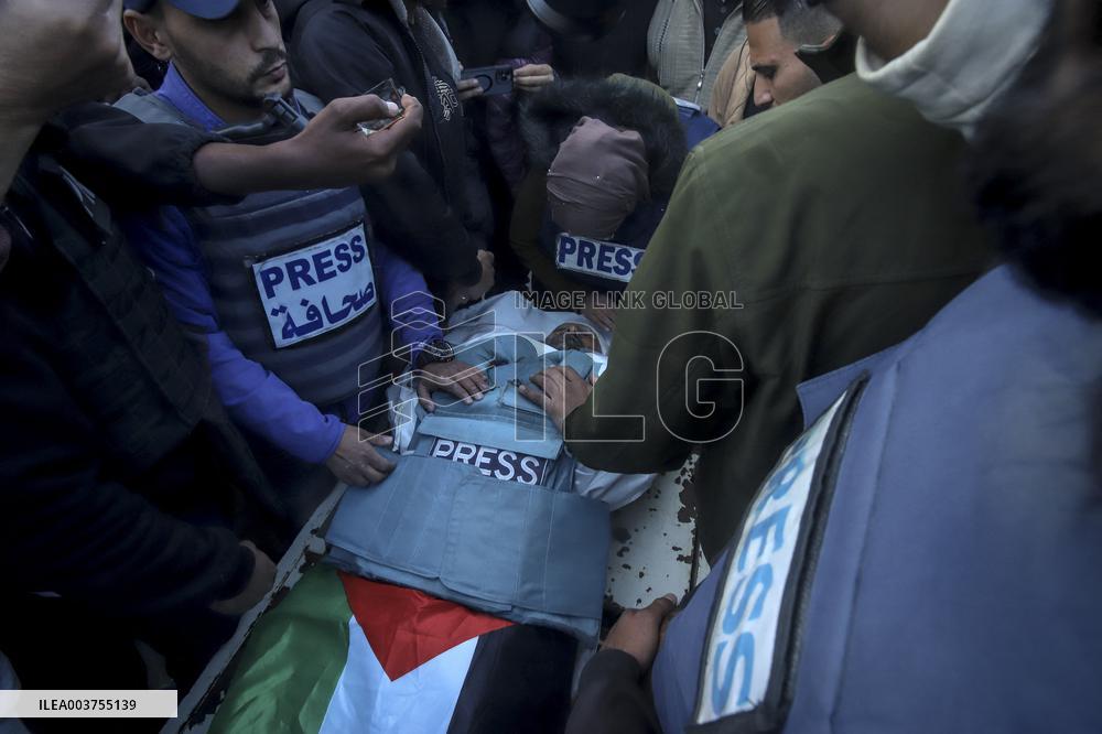 Death Toll Tops 45,000 - Gaza