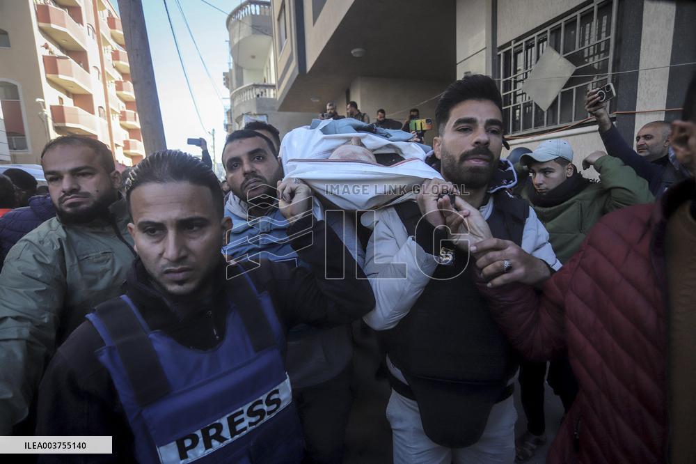 Death Toll Tops 45,000 - Gaza