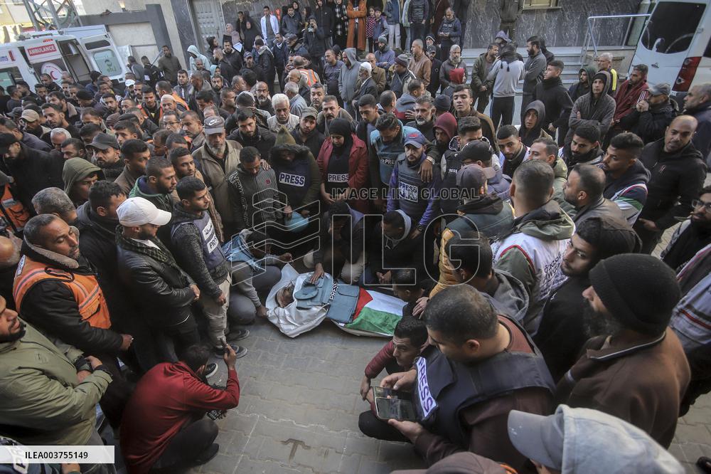 Death Toll Tops 45,000 - Gaza