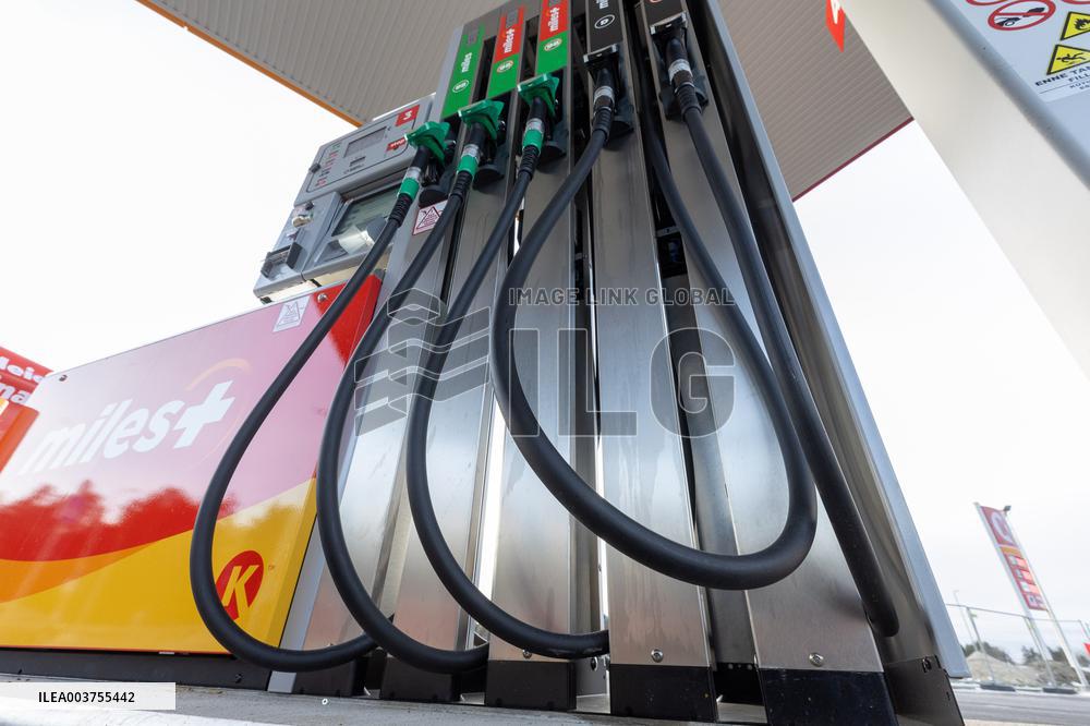 Circle C fuel station