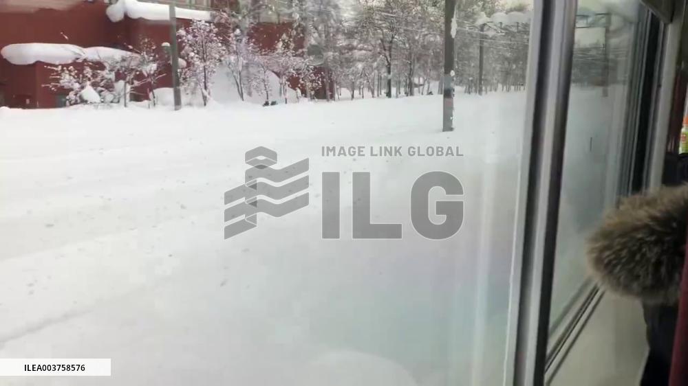Japan: Record Snowfall Batters Hokkaido 3