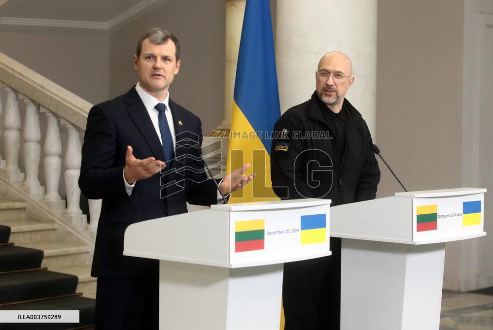 News conference of Ukrainian and Lithuanian PMs in Kyiv