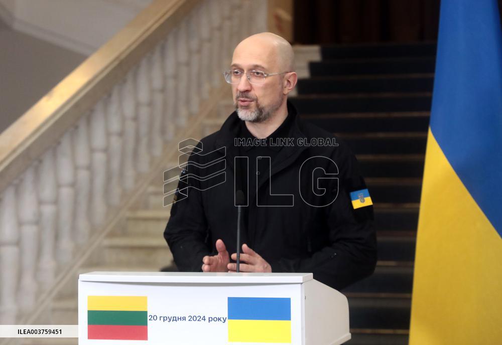 News conference of Ukrainian and Lithuanian PMs in Kyiv