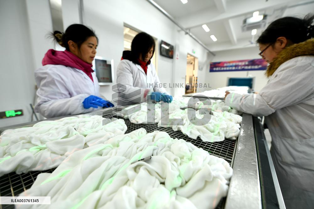 China Tie-dyeing Products Manufacturing Industry