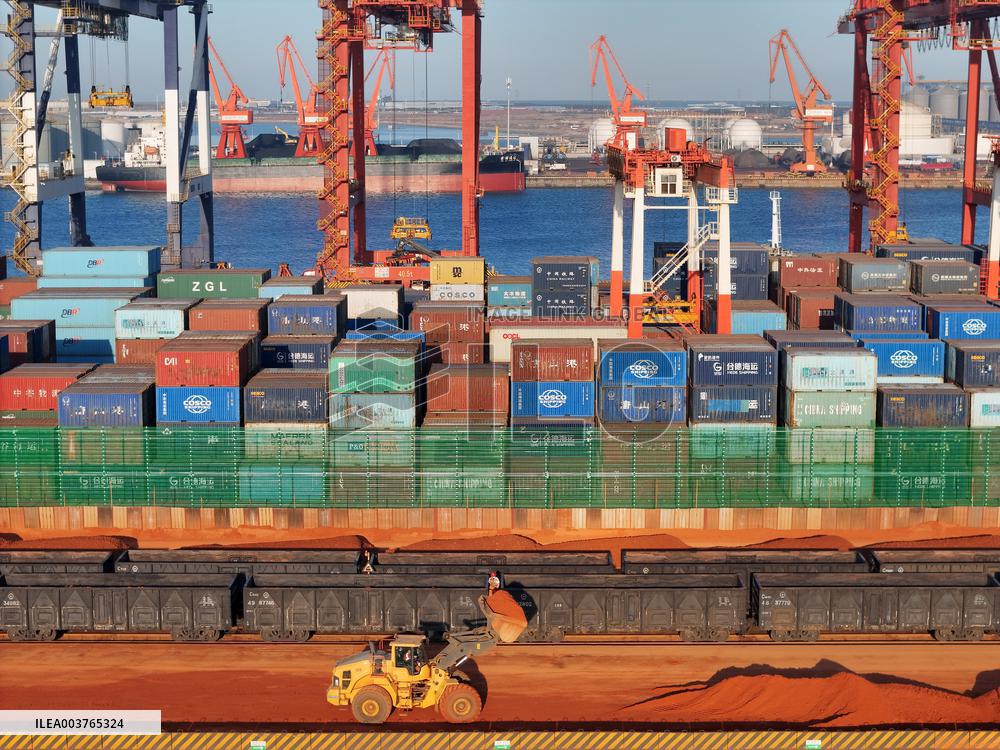 Chinese Ports Cargo Throughput Increased