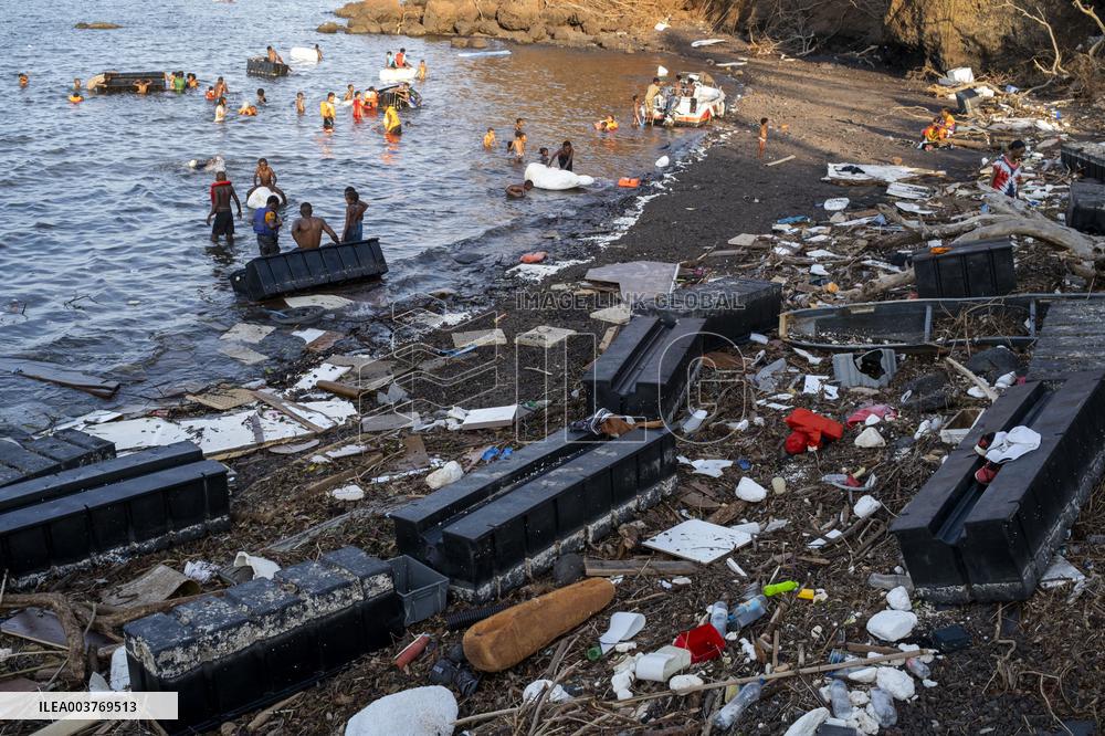 Residents Struggle To Recover After Cyclone Chido - Mayottte