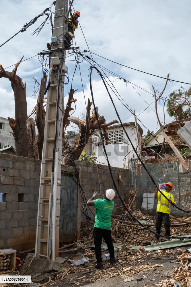 Residents Struggle To Recover After Cyclone Chido - Mayottte