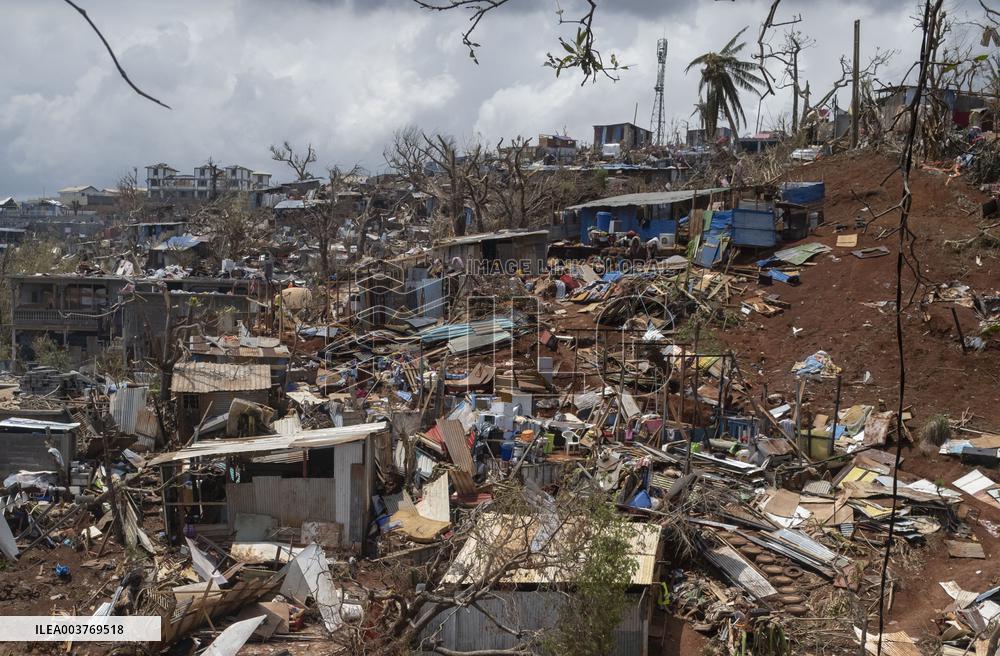 Residents Struggle To Recover After Cyclone Chido - Mayottte