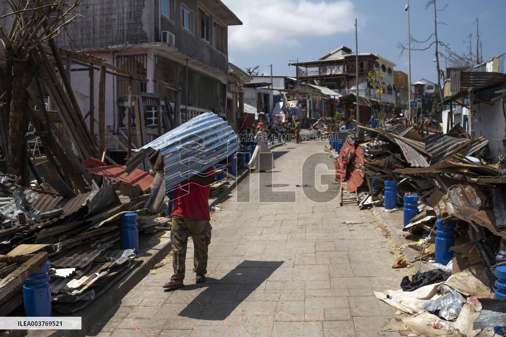 Residents Struggle To Recover After Cyclone Chido - Mayottte