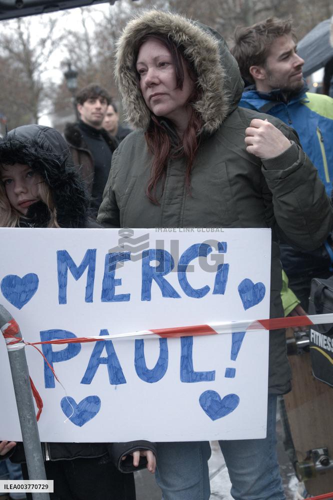Paul Watson Celebrates Freedom With Supporters - Paris
