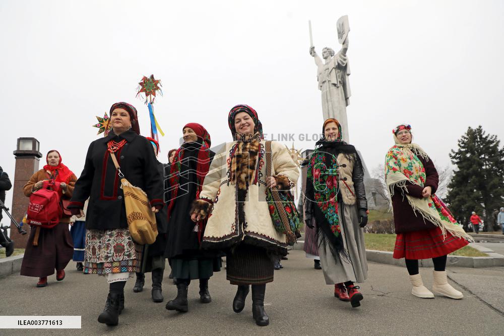 Carollers in Kyiv