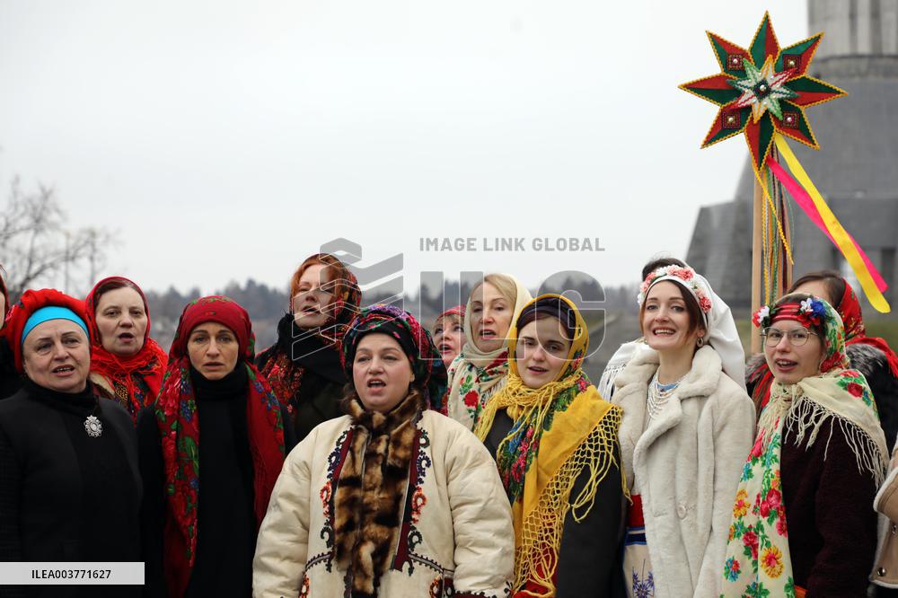 Carollers in Kyiv