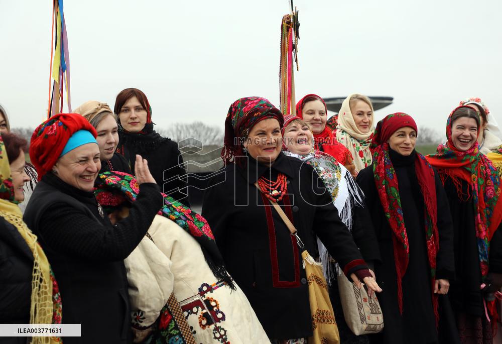 Carollers in Kyiv