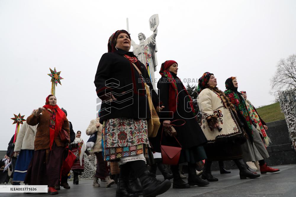 Carollers in Kyiv