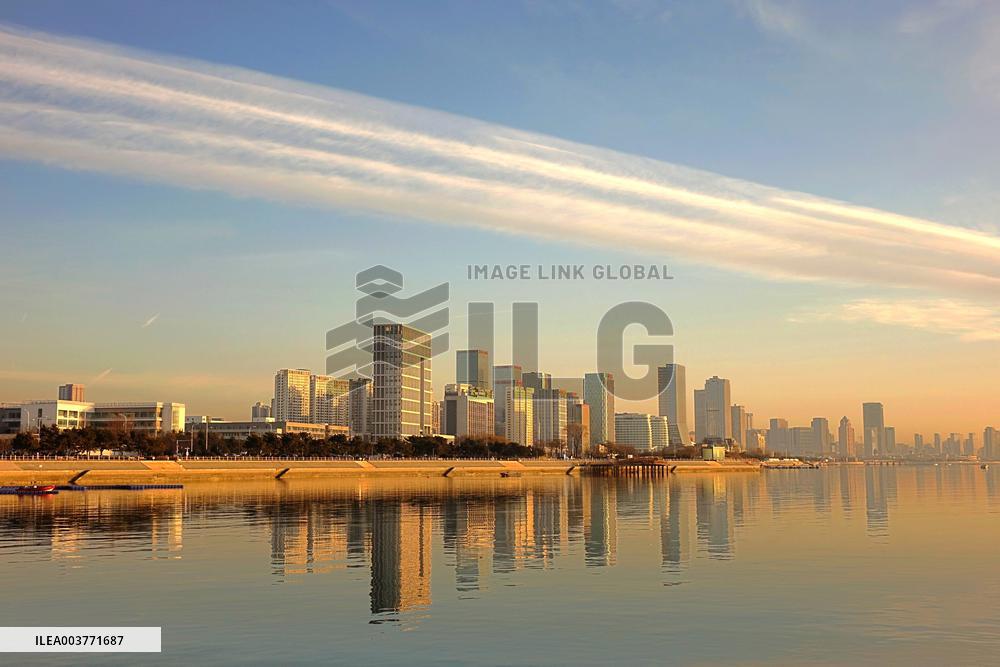 Strange Band Cloud in Qingdao