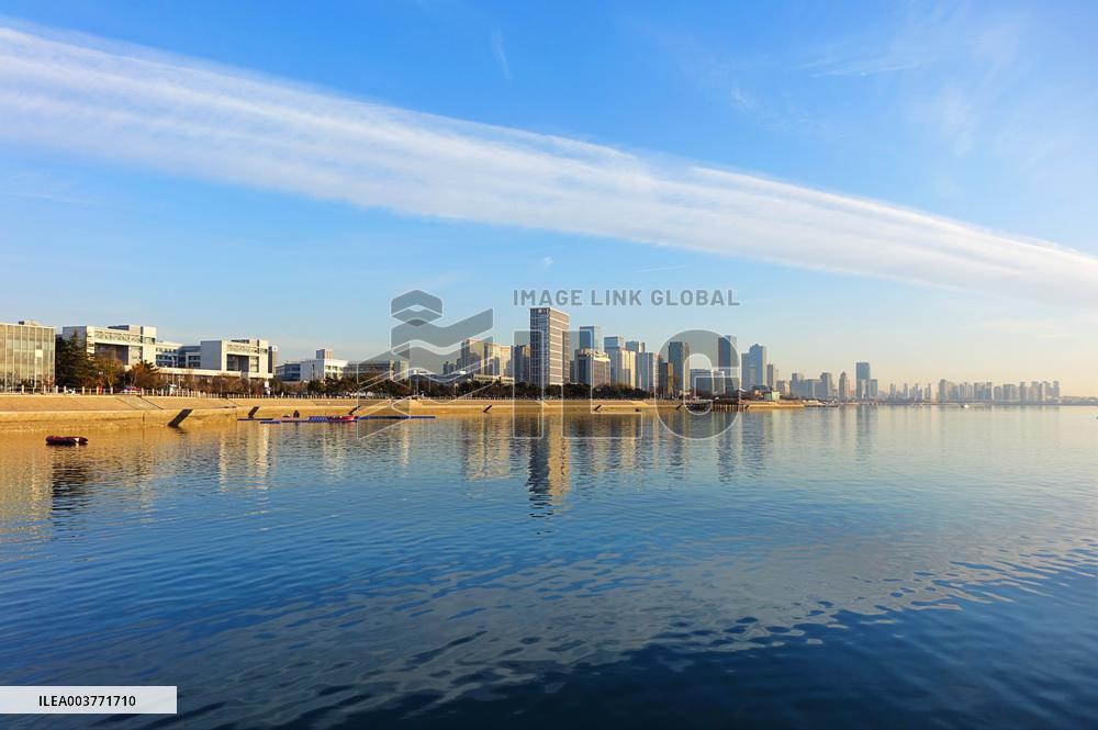 Strange Band Cloud in Qingdao