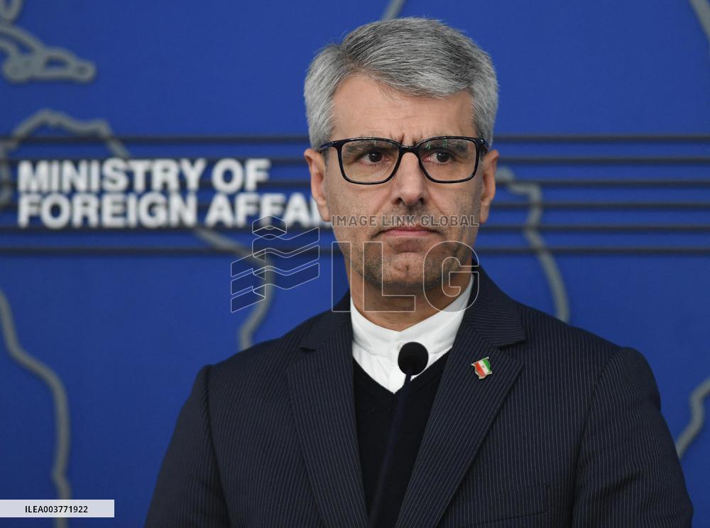 Iran Claims No Link To Syrian Rulers - Tehran