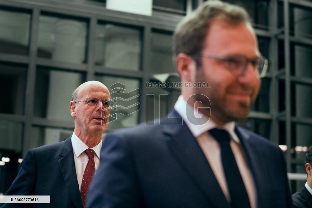 Handover Ceremony At Ministry Of The Economy And Finance - Paris AJ