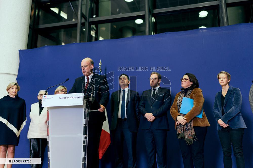 Handover Ceremony At Ministry Of The Economy And Finance - Paris AJ