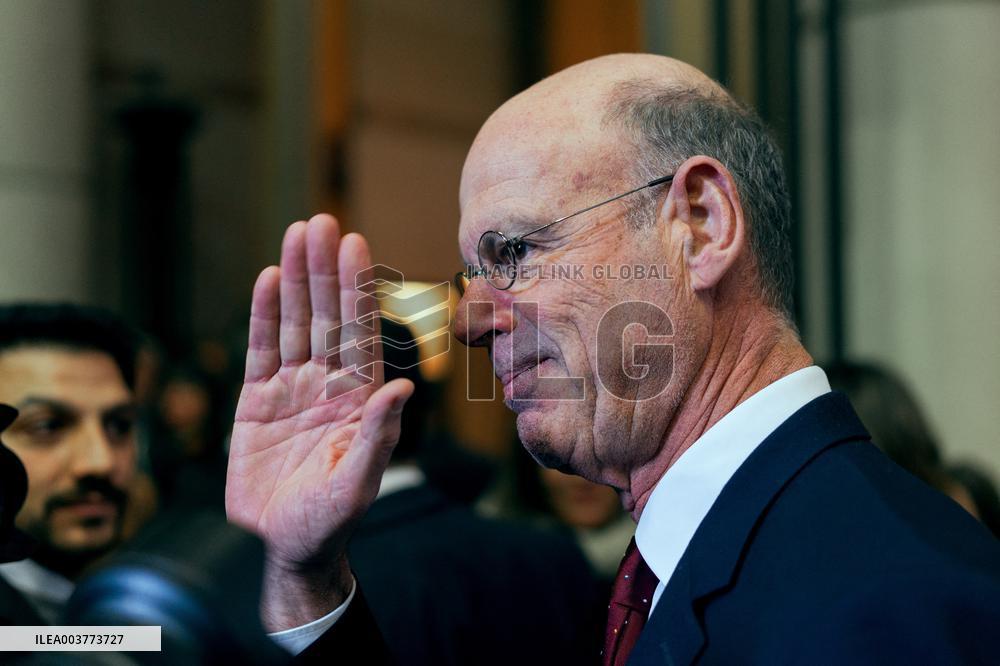 Handover Ceremony At Ministry Of The Economy And Finance - Paris AJ