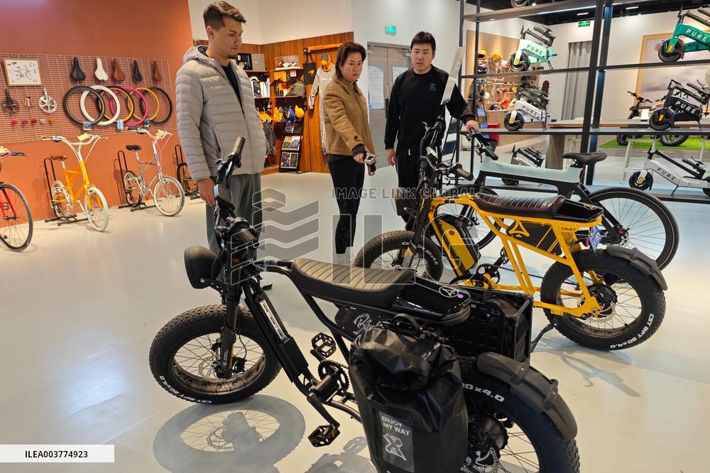 A High-end Electric Bicycle Store in Shanghai