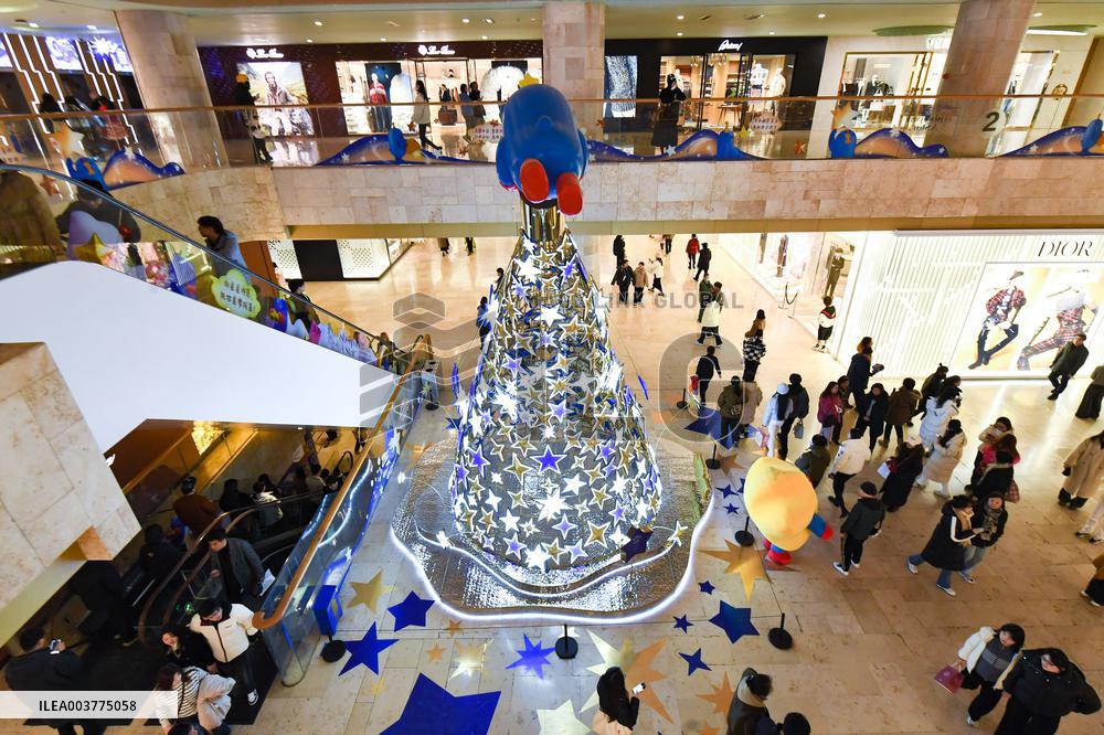 Christmas Eve Activity in Nanjing