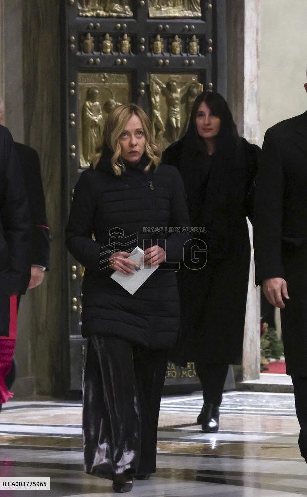 Pope Francis Opens Holy Door To Launch Jubilee 2025 - Vatican.