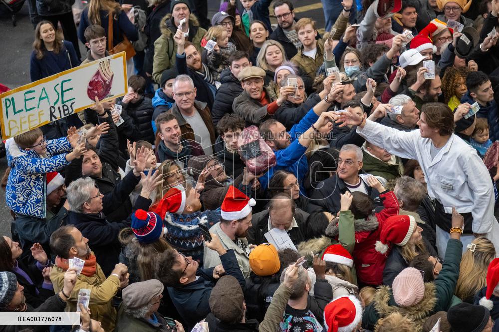 Smithfield Meat Market Christmas Eve Auction - London