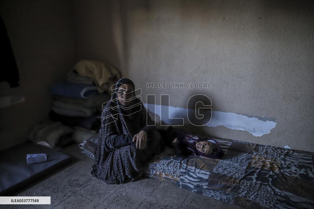 Displaced Families Face Harsh Winter - Gaza