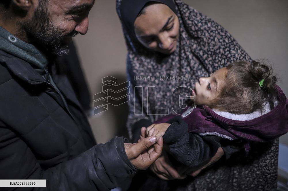 Displaced Families Face Harsh Winter - Gaza