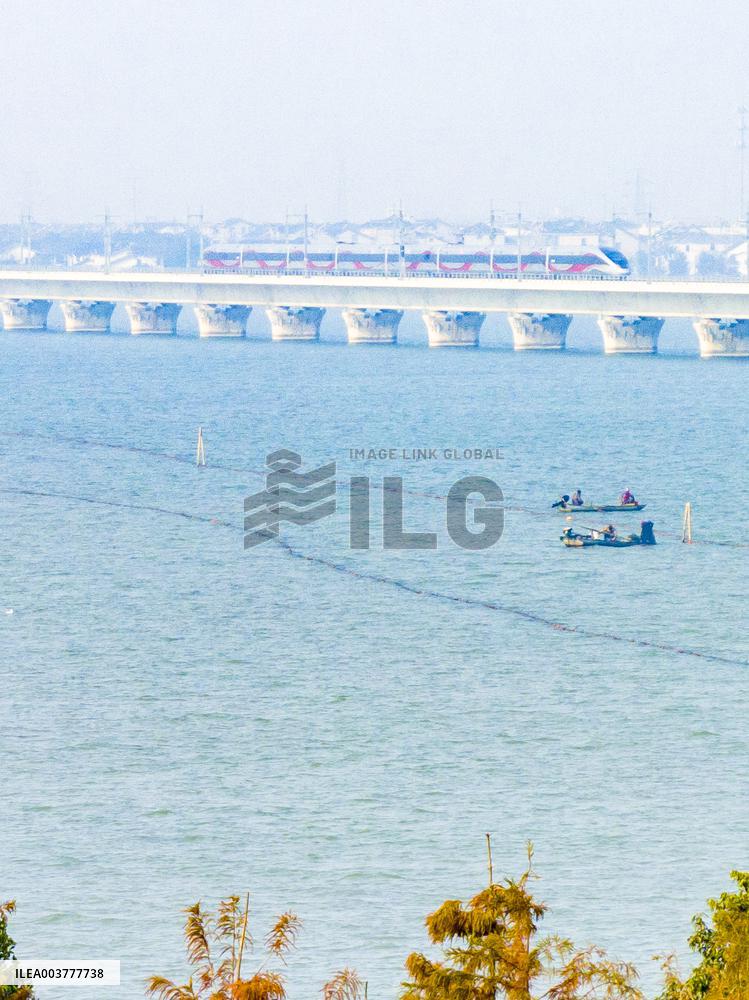 Shanghai-Suzhou-Huzhou High-speed Railway Put into operation