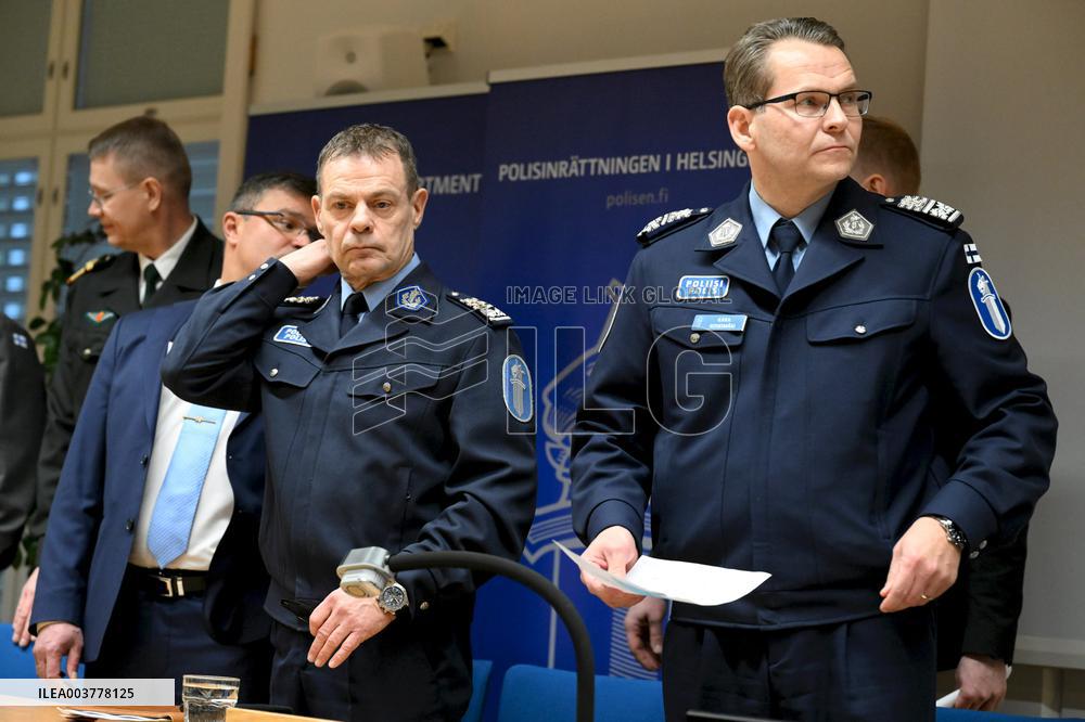 Poliisi selvittää liittyykö ulkomainen rahtialus kaapelivaurioon Suomenlahdella