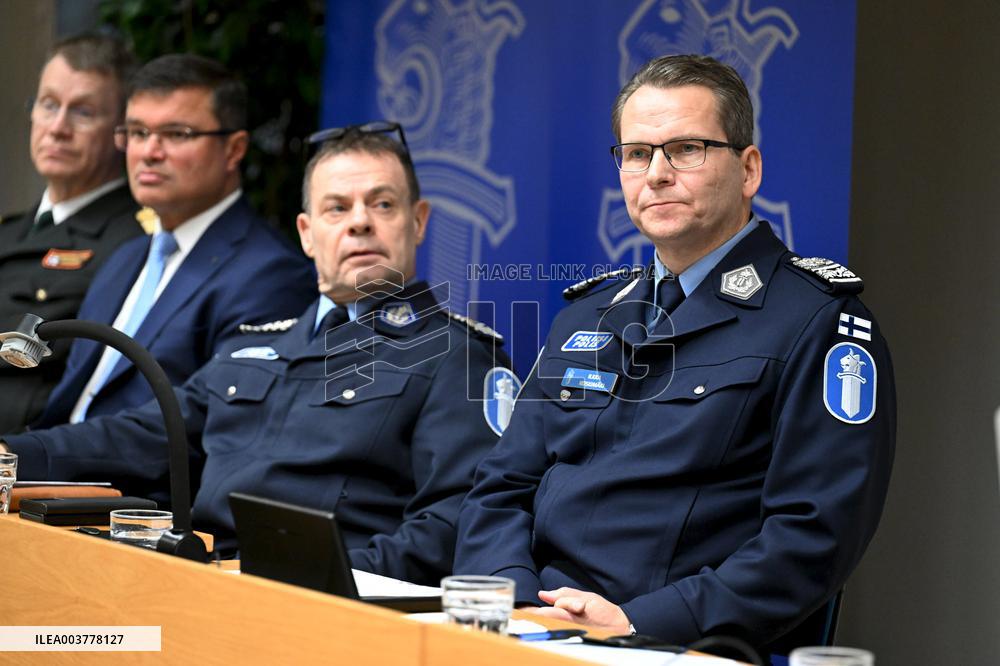 Poliisi selvittää liittyykö ulkomainen rahtialus kaapelivaurioon Suomenlahdella