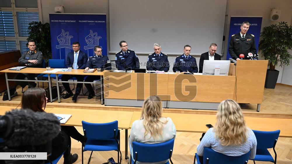 Poliisi selvittää liittyykö ulkomainen rahtialus kaapelivaurioon Suomenlahdella