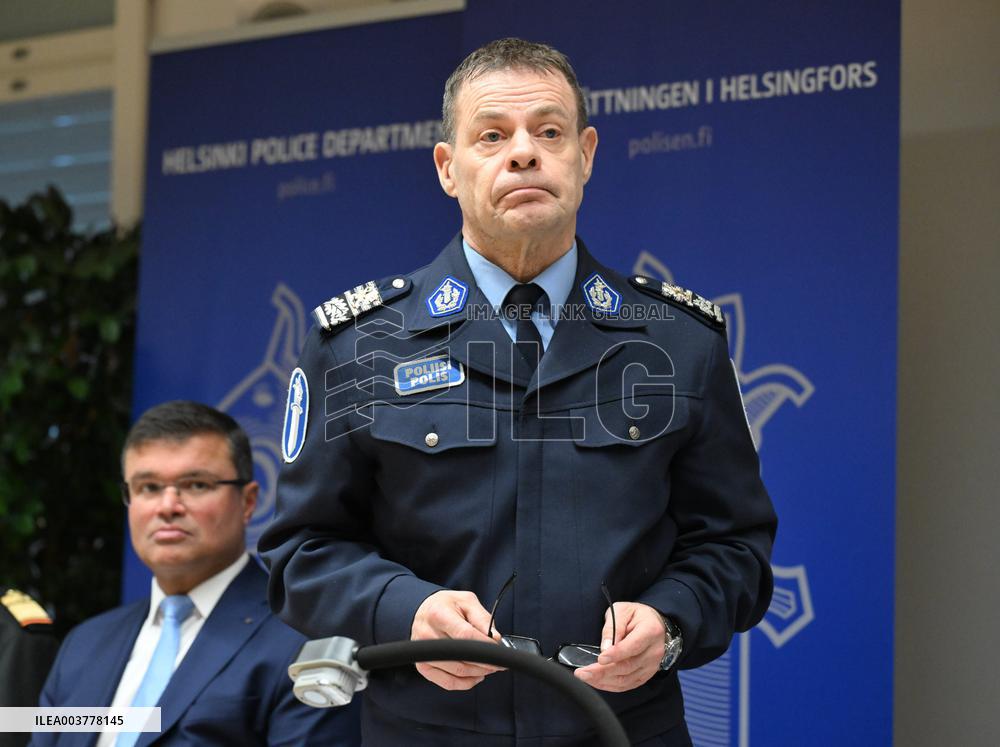 Poliisi selvittää liittyykö ulkomainen rahtialus kaapelivaurioon Suomenlahdella