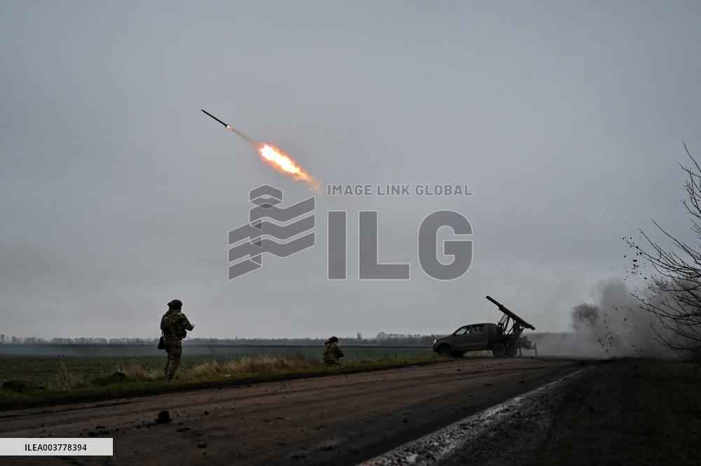 Work of artillery crew of Striletskyi Battalion special police unit in Zaporizhzhia region