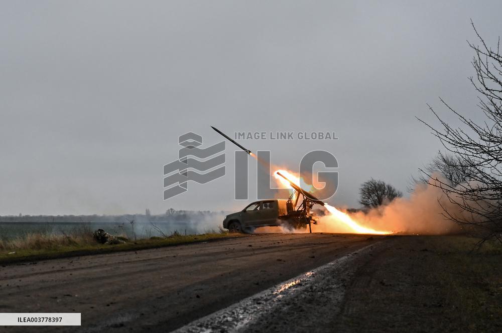 Work of artillery crew of Striletskyi Battalion special police unit in Zaporizhzhia region