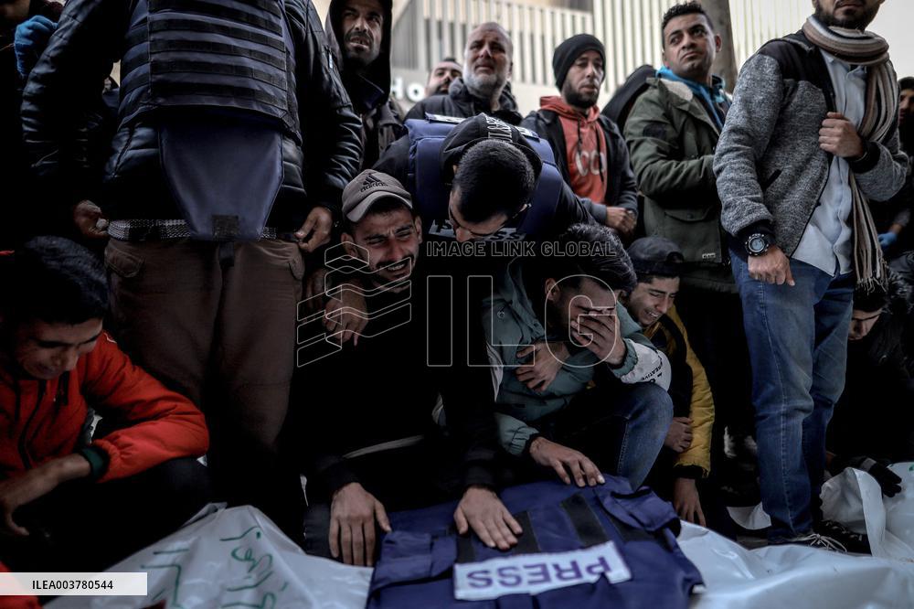 Israeli Strike Kills Five Journalists - Gaza