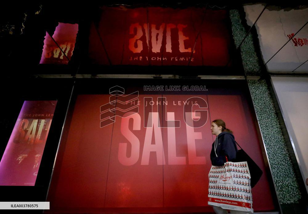 Boxing Day Sales - London