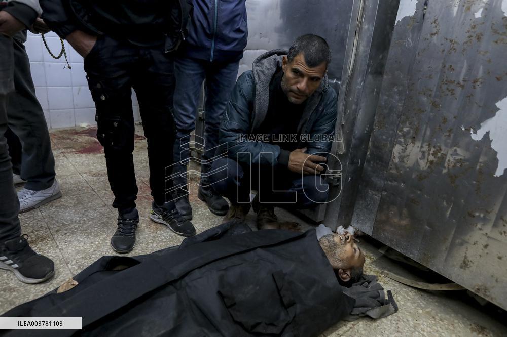 Gaza Death Toll Nears 45,000