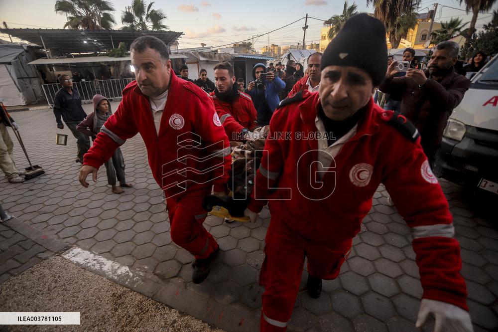 Gaza Death Toll Nears 45,000