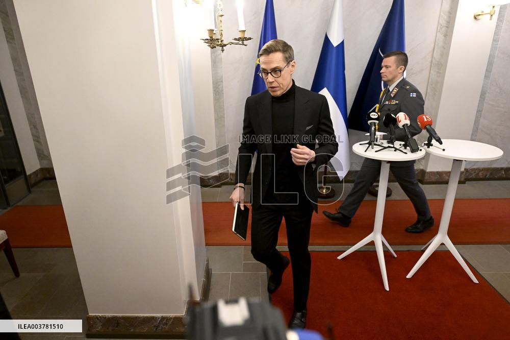 Finnish President Alexander Stubb meets media