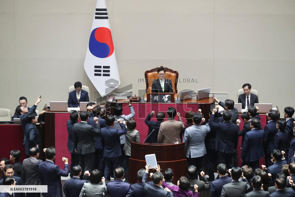 South Korea Votes To Impeach Acting President Han Duck-Soo